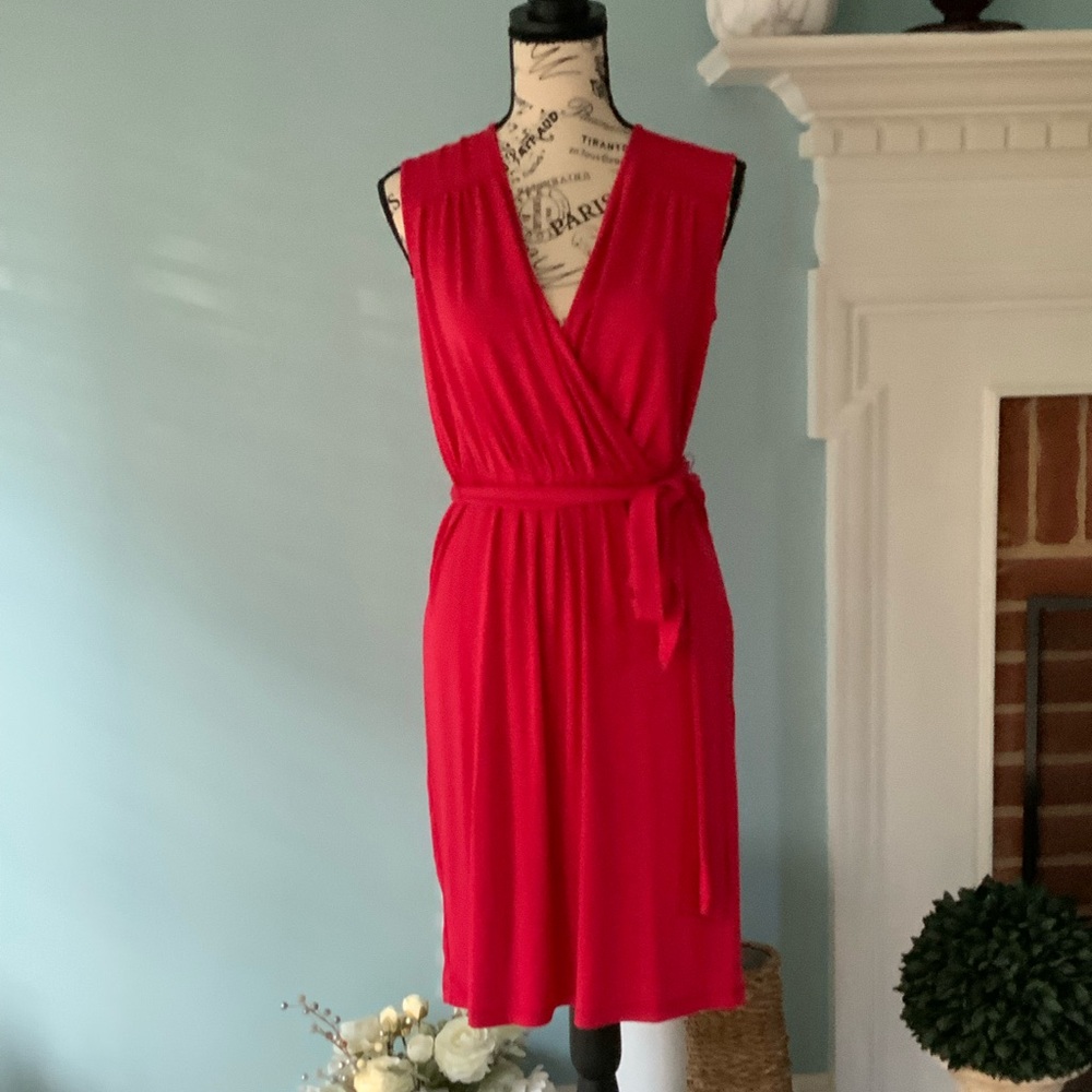 ❤️Faux Wrap Red Dress! Short Sleeve, Knee Length! Like New!